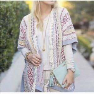 Cabi Siesta Poncho w/Tassel Details Sz XS